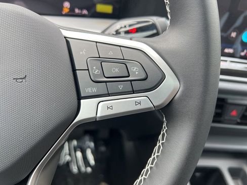 New 2026 Volkswagen Tiguan SE image 31