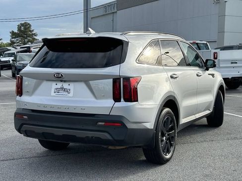 Used 2021 Kia Sorento S AWD/4WD image 3