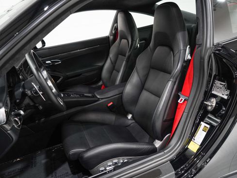Used 2014 Porsche 911 Turbo S AWD/4WD image 9