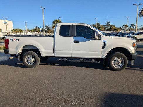Used 2021 Ford F250 XL image 3
