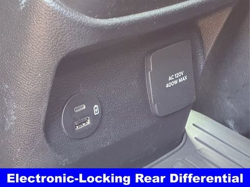 Used 2024 Ford Ranger XLT w/ FX4 Off-Road Package image 23