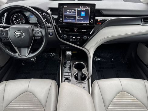 Used 2024 Toyota Camry SE w/ Cold Weather Package image 13