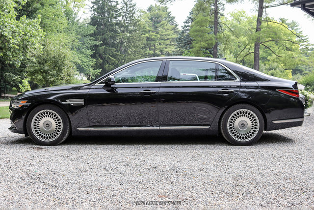 Used 2021 Genesis G90 5.0 Ultimate AWD/4WD image 2
