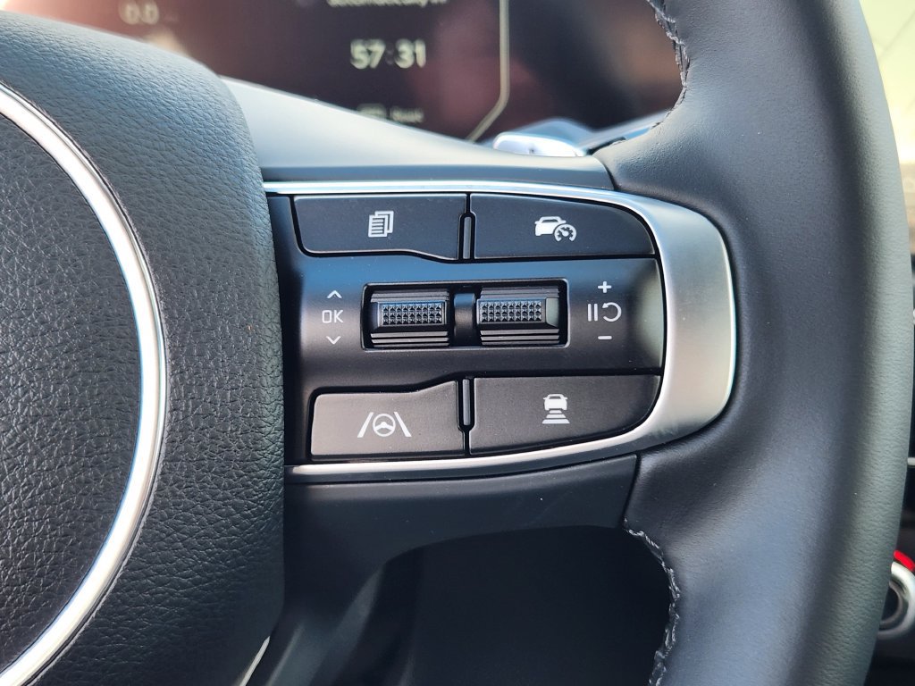 New 2027 Kia K5 GT FWD image 16