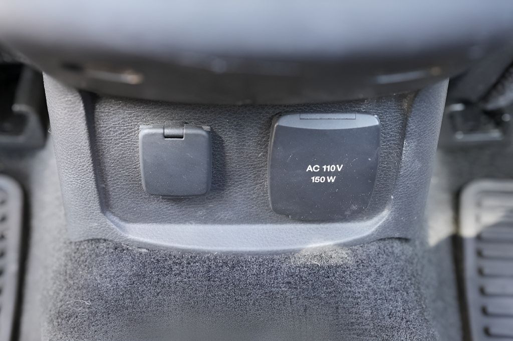 Used 2015 Ford Fusion Titanium FWD image 18