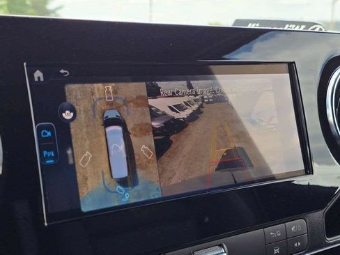Used 2025 Mercedes-Benz Sprinter 2500 image 34