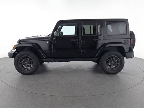Used 2018 Jeep Wrangler Unlimited Sahara AWD/4WD image 4