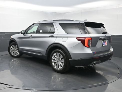 Used 2020 Ford Explorer Limited image 24