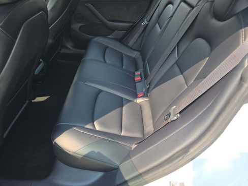 Used 2021 Tesla Model 3 Long Range AWD/4WD image 6