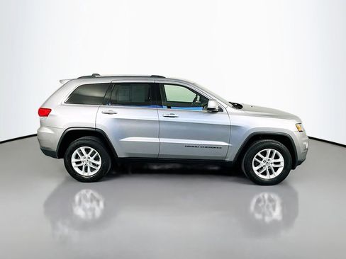 Used 2017 Jeep Grand Cherokee Laredo w/ Quick Order Package 23E image 8