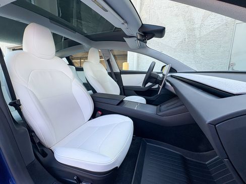 Used 2025 Tesla Model 3 RWD image 26