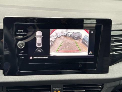 Certified 2025 Volkswagen Jetta S image 22