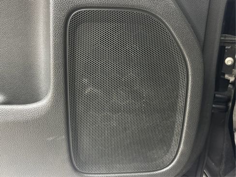 Used 2017 GMC Sierra 1500 SLE w/ SLE Value Package image 38