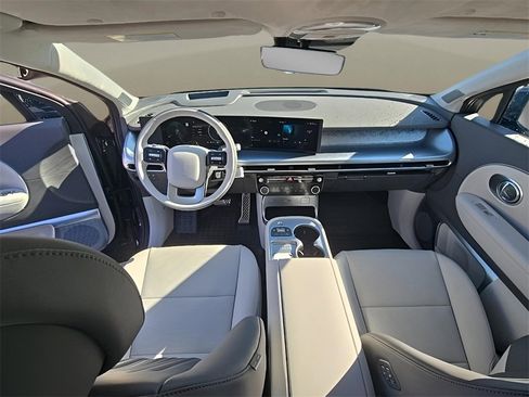 New 2026 Hyundai Ioniq 9 Calligraphy image 27