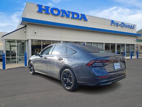 Used 2025 Honda Accord SE image 6