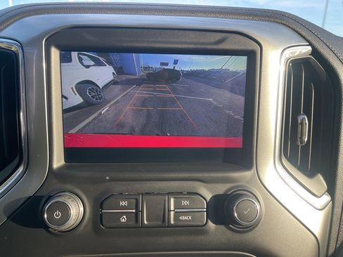 Certified 2021 Chevrolet Silverado 1500 LT Trail Boss w/ Convenience Package II image 29