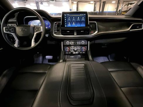 Used 2023 Chevrolet Tahoe Z71 w/ Luxury Package AWD/4WD image 22