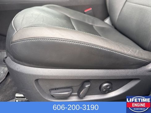 Used 2025 INFINITI QX55 Luxe w/ Cargo Package image 18