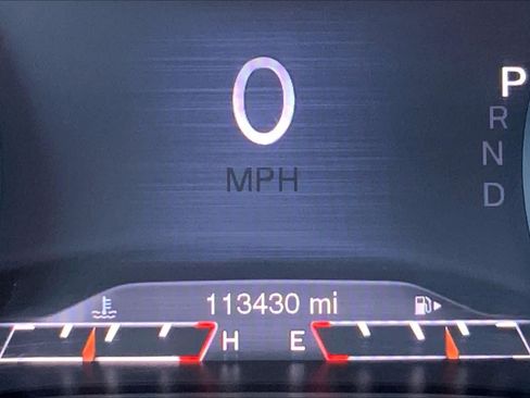 Used 2018 Jeep Cherokee Limited FWD image 24