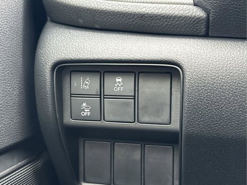 Certified 2021 Honda CR-V LX image 33