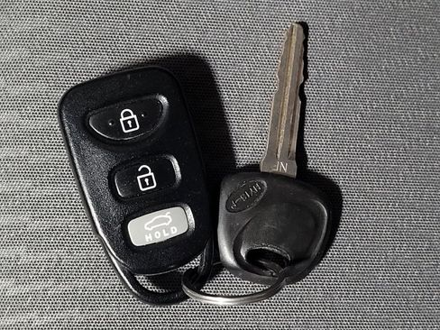 Used 2016 Hyundai Elantra SE FWD image 32