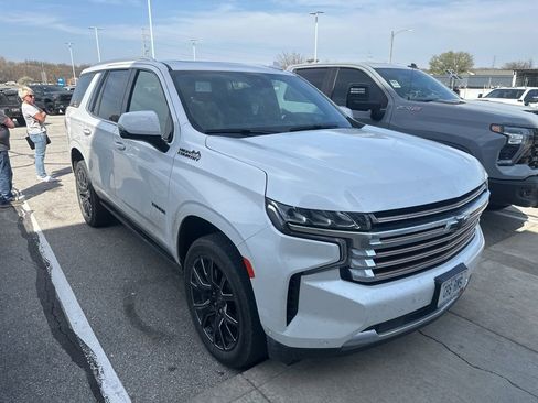 Used 2023 Chevrolet Tahoe High Country w/ Advanced Technology Package image 2