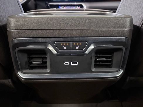 Used 2025 GMC Sierra 1500 Denali w/ Denali Reserve Package AWD/4WD image 40