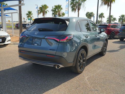 Used 2025 Honda HR-V Sport image 9