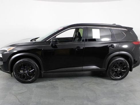 Certified 2023 Nissan Rogue SV w/ SV Premium B Package FWD image 12