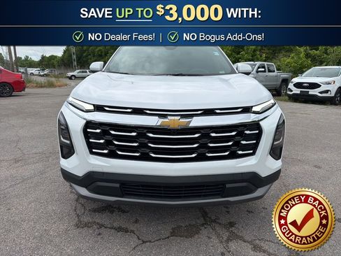 Used 2026 Chevrolet Equinox LT FWD image 2