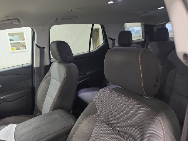 Used 2018 Chevrolet Traverse LT AWD/4WD image 16