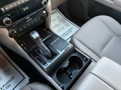 Used 2023 Lexus GX 460 Premium image 7