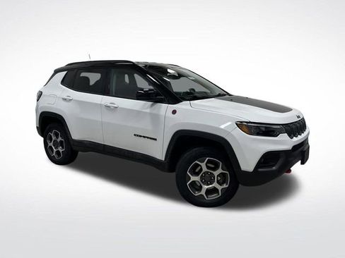 Certified 2022 Jeep Compass Trailhawk w/ Trailhawk Elite Group image 40