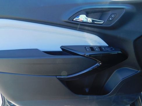 New 2026 Chevrolet Trax LT w/ Driver Confidence Package image 25