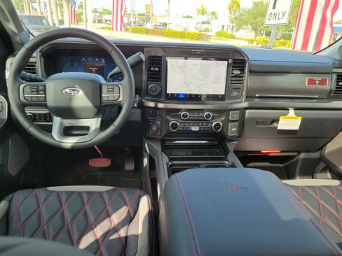 New 2026 Ford F250 Lariat w/ Black Appearance Package AWD/4WD image 12