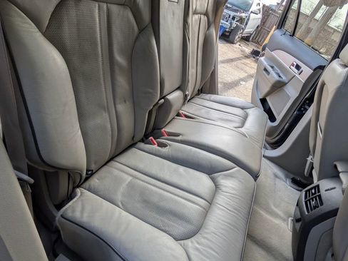 Used 2013 Lincoln MKX Sport Utility 4D image 17