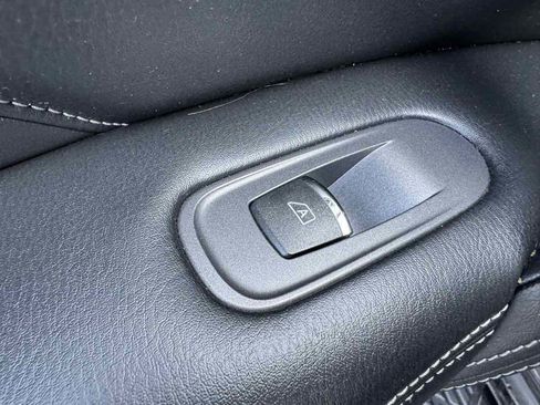 Used 2019 INFINITI QX80 Luxe image 43