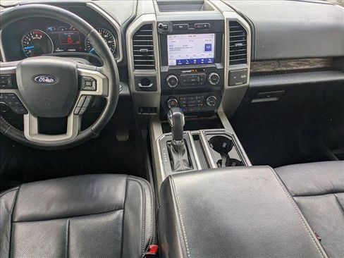 Used 2019 Ford F150 Lariat image 17