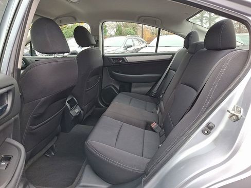 Used 2019 Subaru Legacy 2.5i Premium image 9