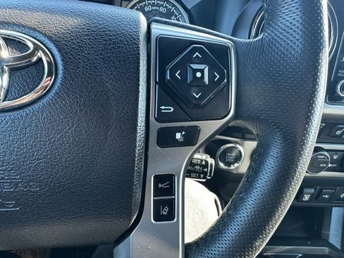 Certified 2021 Toyota Tacoma Limited AWD/4WD image 22