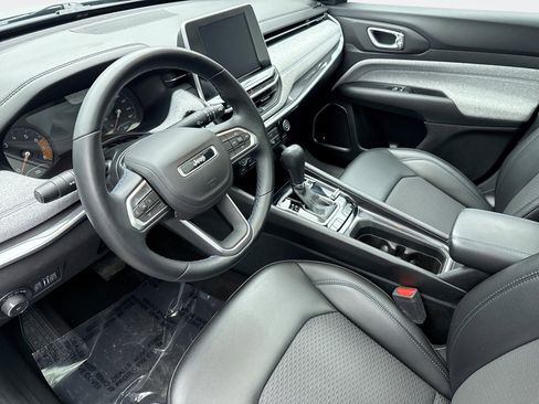 Used 2022 Jeep Compass Latitude w/ Sun and Sound Group image 10