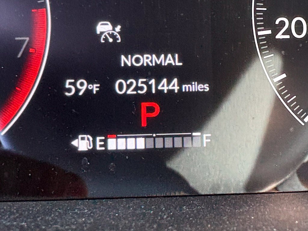Used 2025 Honda Pilot EX-L image 27