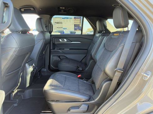 New 2026 Ford Explorer Tremor image 25