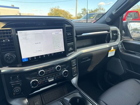 New 2025 Ford F150 Lariat w/ Equipment Group 502A High image 21