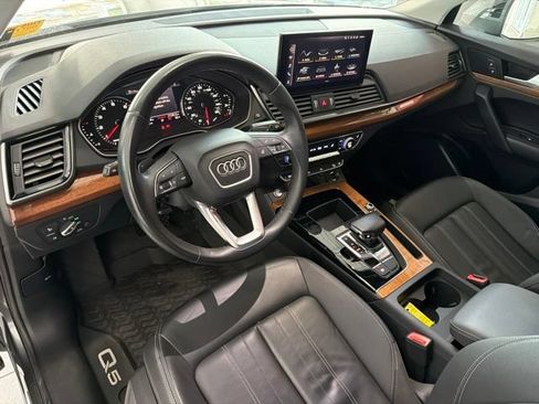 Used 2023 Audi Q5 2.0T Premium w/ Convenience Package AWD/4WD image 10