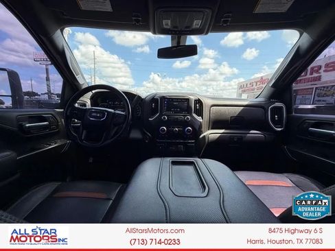 Used 2022 GMC Sierra 2500 AT4 w/ Gooseneck/5TH Wheel Package AWD/4WD image 17