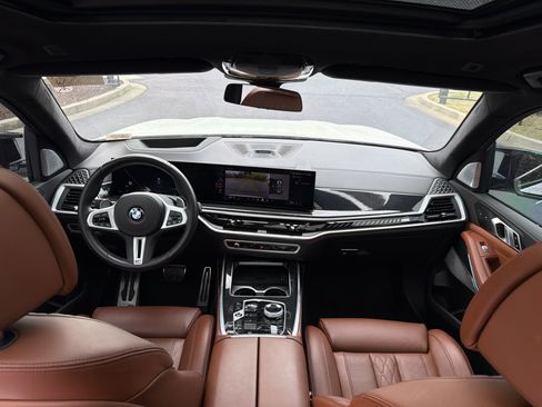 Used 2024 BMW X7 M60i w/ Executive Package AWD/4WD image 19