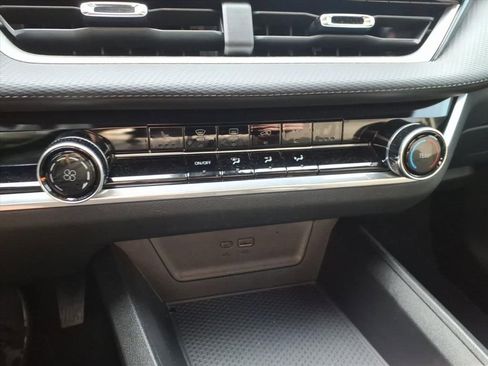 Certified 2025 Chevrolet Equinox LT image 25