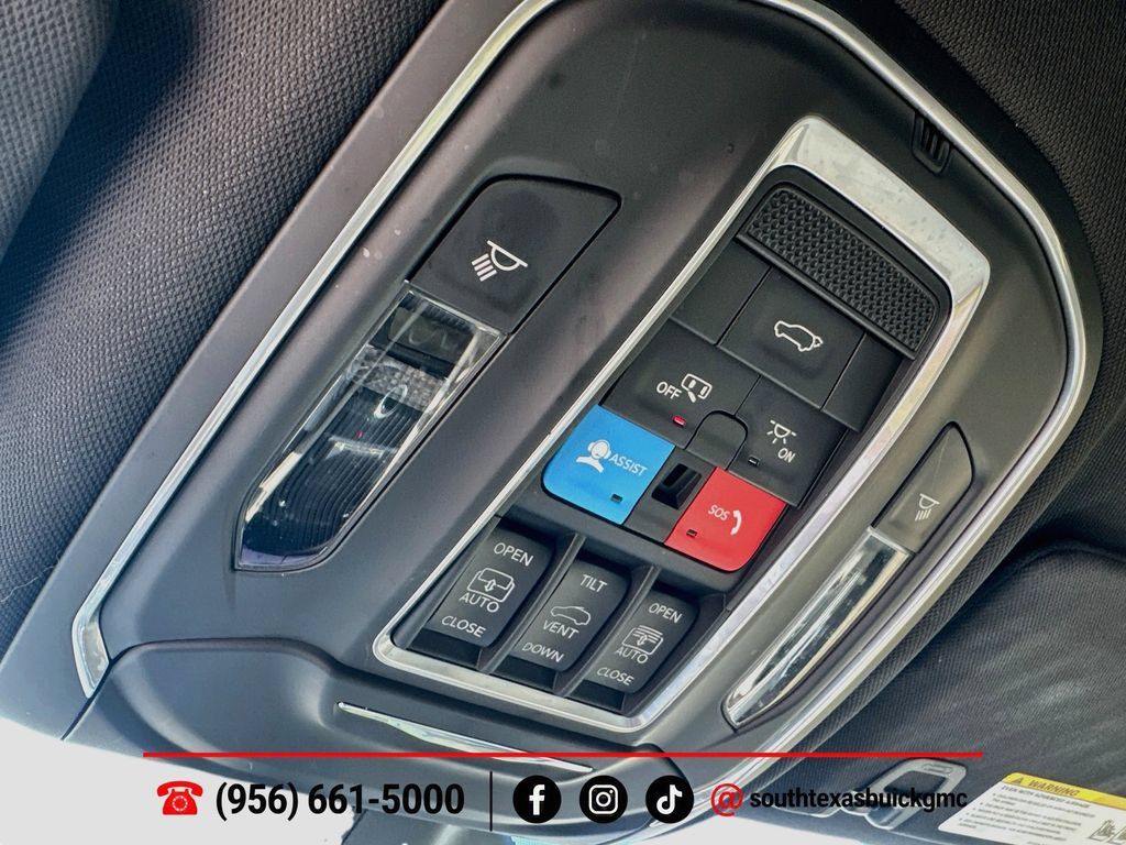 Used 2023 Jeep Grand Cherokee L Limited w/ Luxury Tech Group II RWD image 21