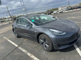 Used 2019 Tesla Model 3 Mid Range video 1